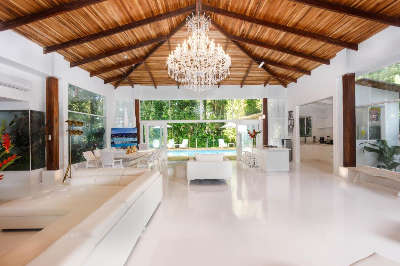 Gigi Brown Villa Paparazzi Beachfront Puerto Viejo de Talamanca エクステリア 写真